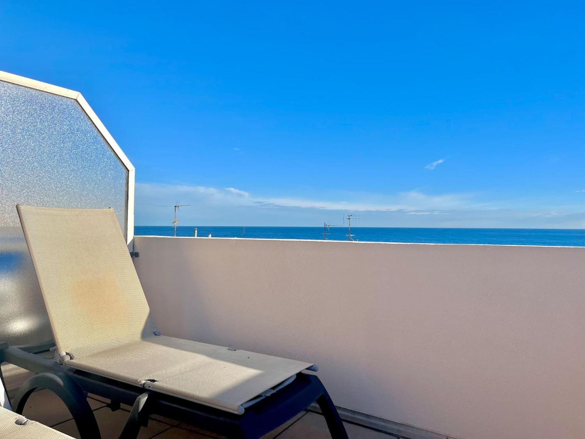 Apartament "Le Rooftop Des Rivages" Immense Terrasse, Centre Mentona Zewnętrze zdjęcie